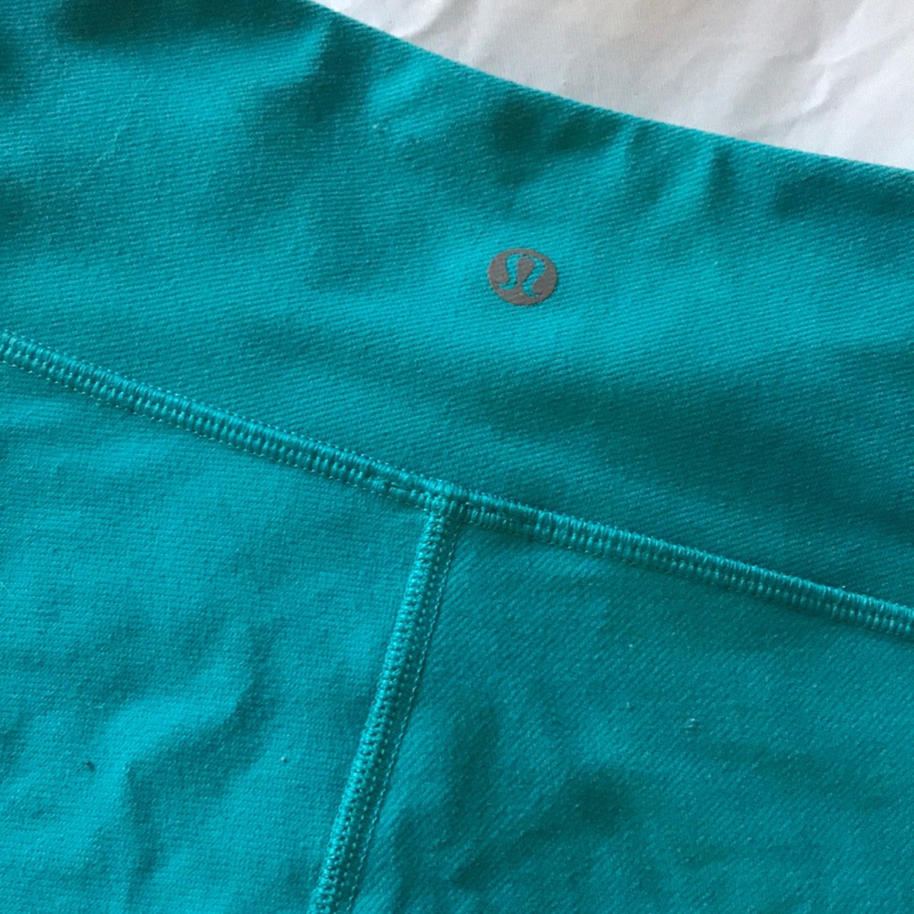 Lululemon crop leggings